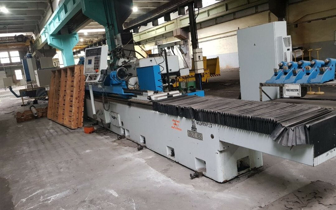 #05365 Rectificadora cilindrica TOS BUT63/4000 CNC Siemens 2007